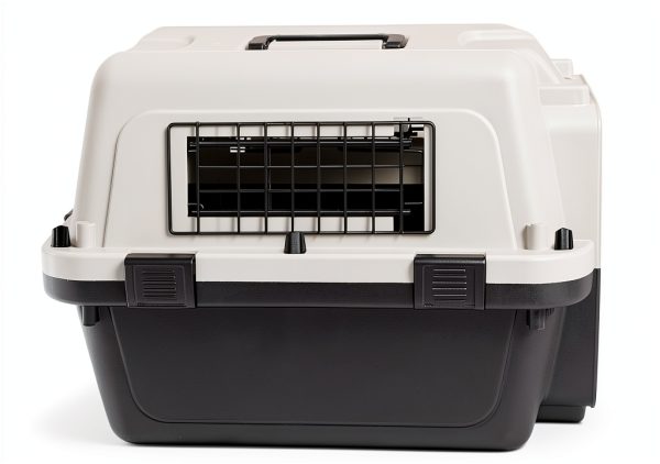 FOURPAW Plastic Pet Carrier Secure Travel-1
